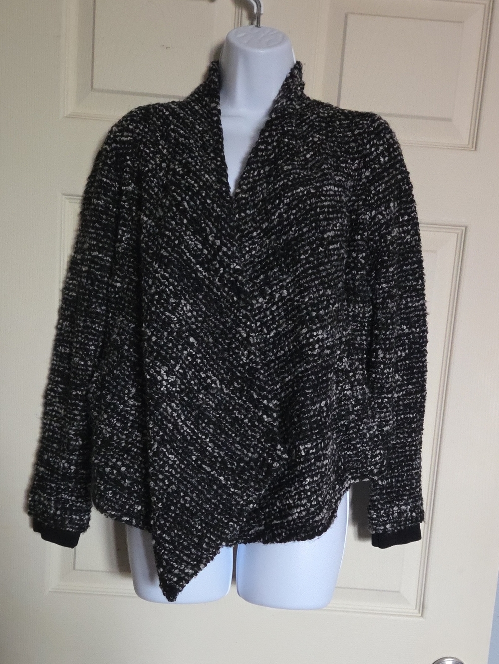 Club Monaco Tweed Flyaway Cardigan Sweater Size Medium